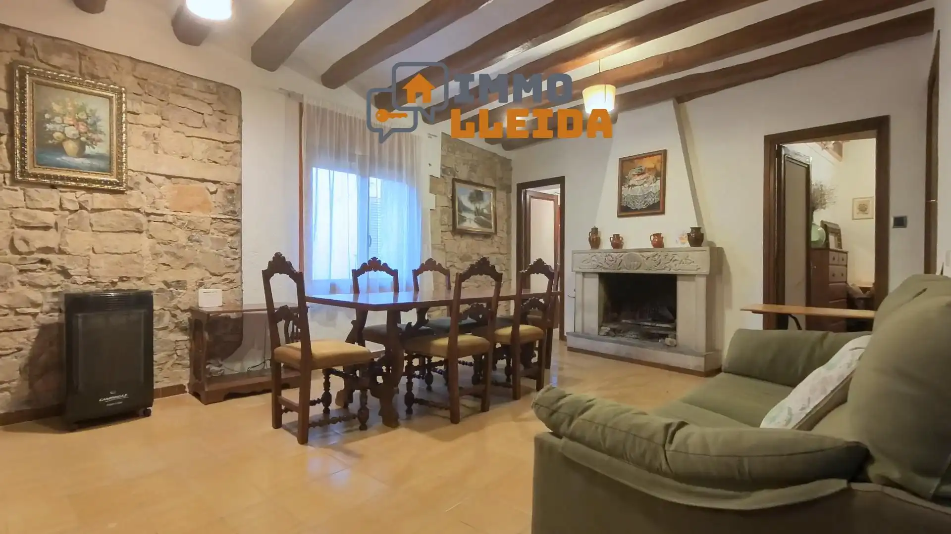 Casa adosada en venda en Montoliu de Segarra amb Moblat