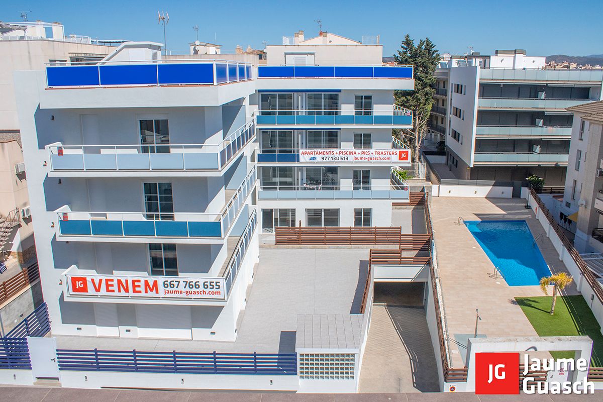 Vista exterior de Àtic en venda en Torredembarra amb Aire condicionat, Calefacció i Terrassa