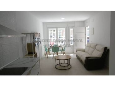 Flat to rent in Ciudad Jardín - Tagarete - El Zapillo