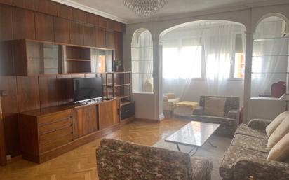 Living room of Flat to rent in  Madrid Capital  with Air Conditioner