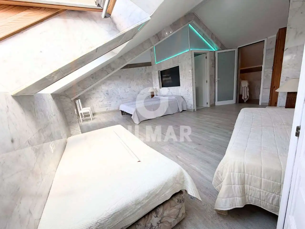 Habitación de Dúplex en venta en Arona con Terraza, Piscina y Amueblado