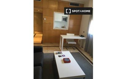 Bedroom of Flat to rent in  Madrid Capital  with Air Conditioner, Heating and Furnished