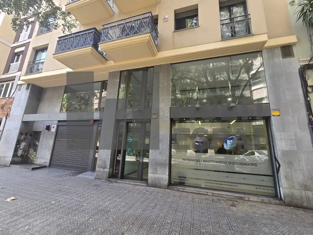 Business premises for sale in Carrer de Viladomat, imagen 22