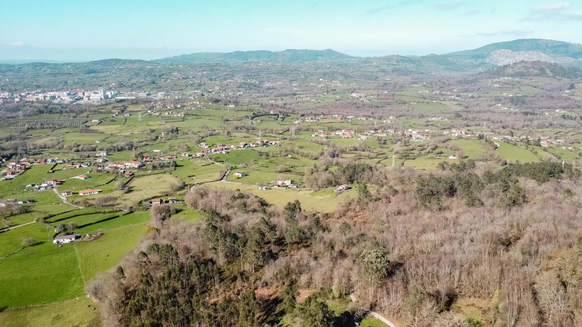 Casa o xalet en venda en Siero amb Calefacció, Jardí privat i Moblat