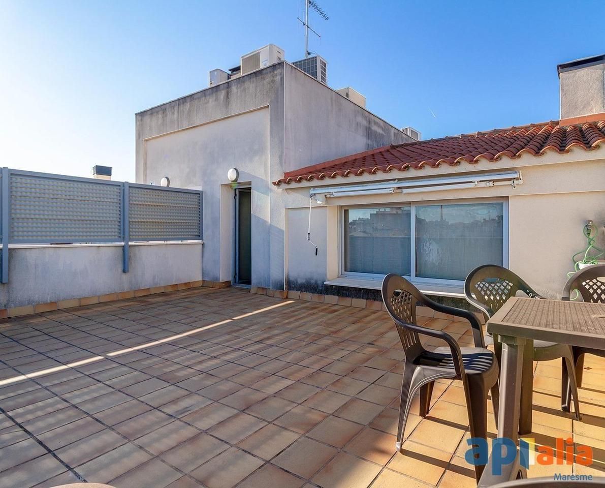 Terrassa de Àtic en venda en Mataró amb Aire condicionat, Terrassa i Traster