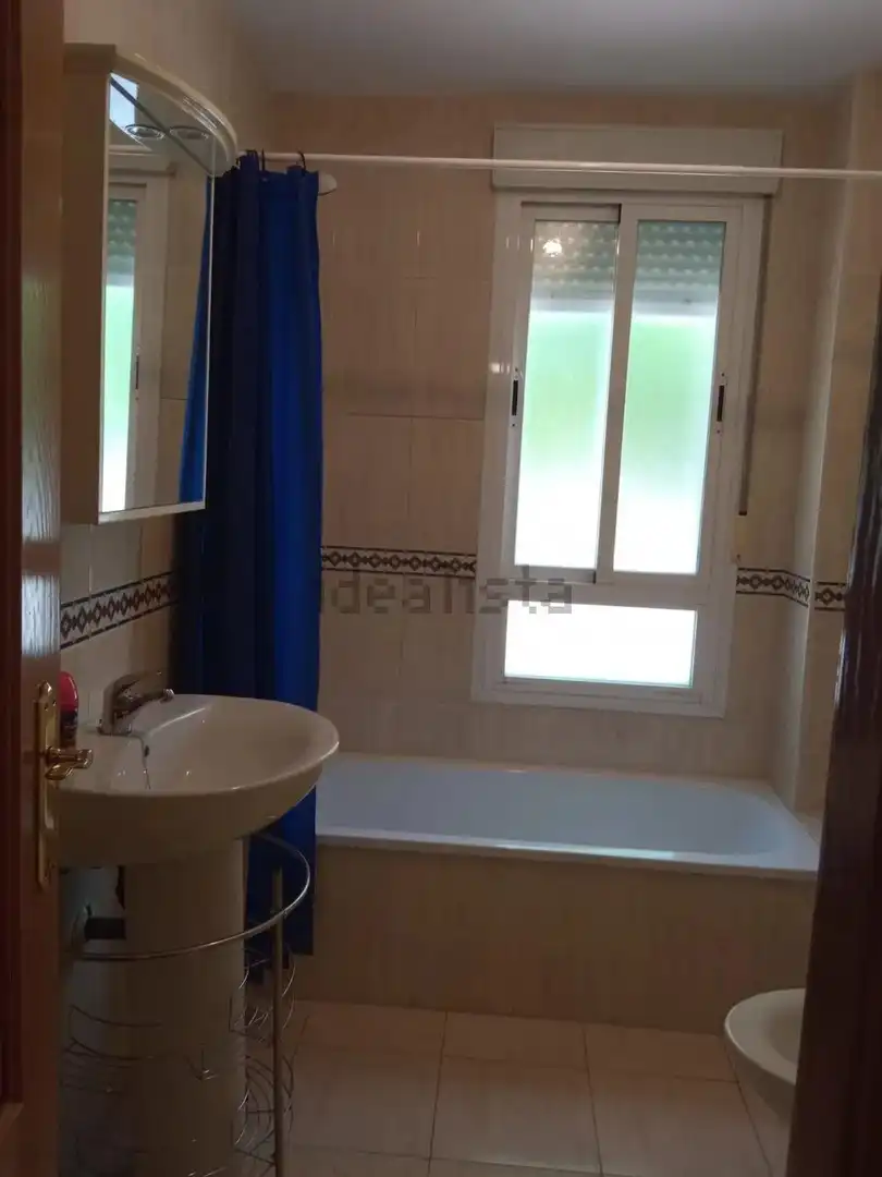 Bathroom of Flat for sale in Ciudad Real  with Heating, Private garden and Furnished