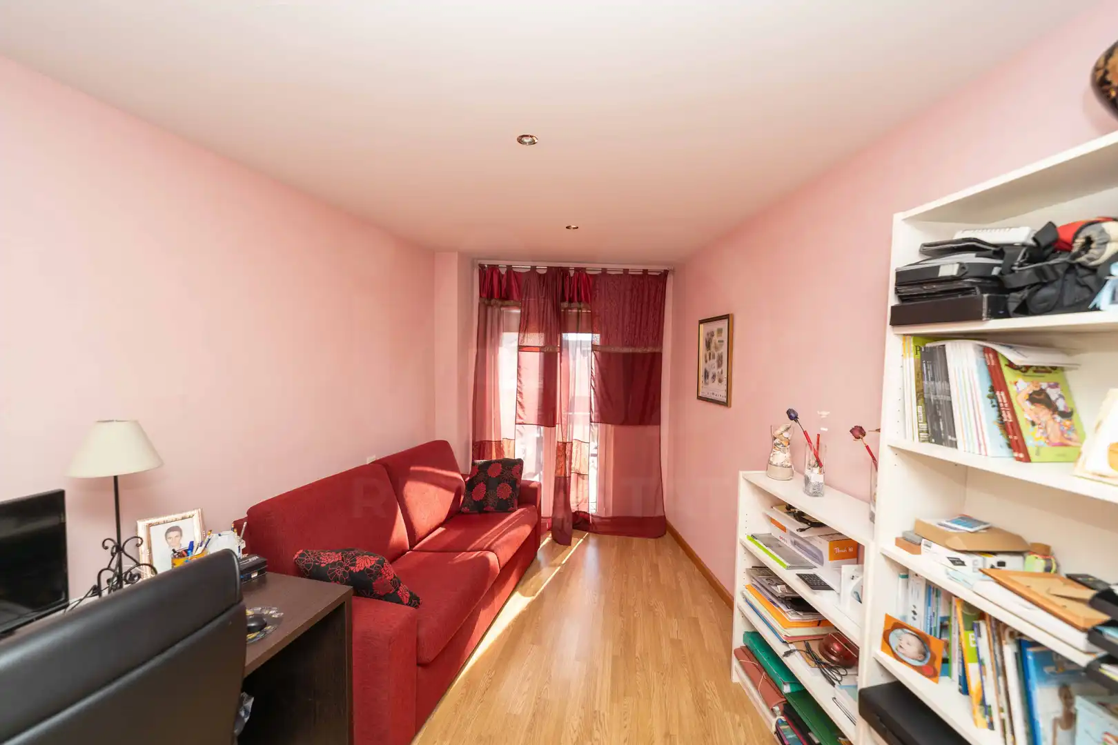 Habitación de Casa o chalet en venta en León Capital  con Calefacción y Terraza