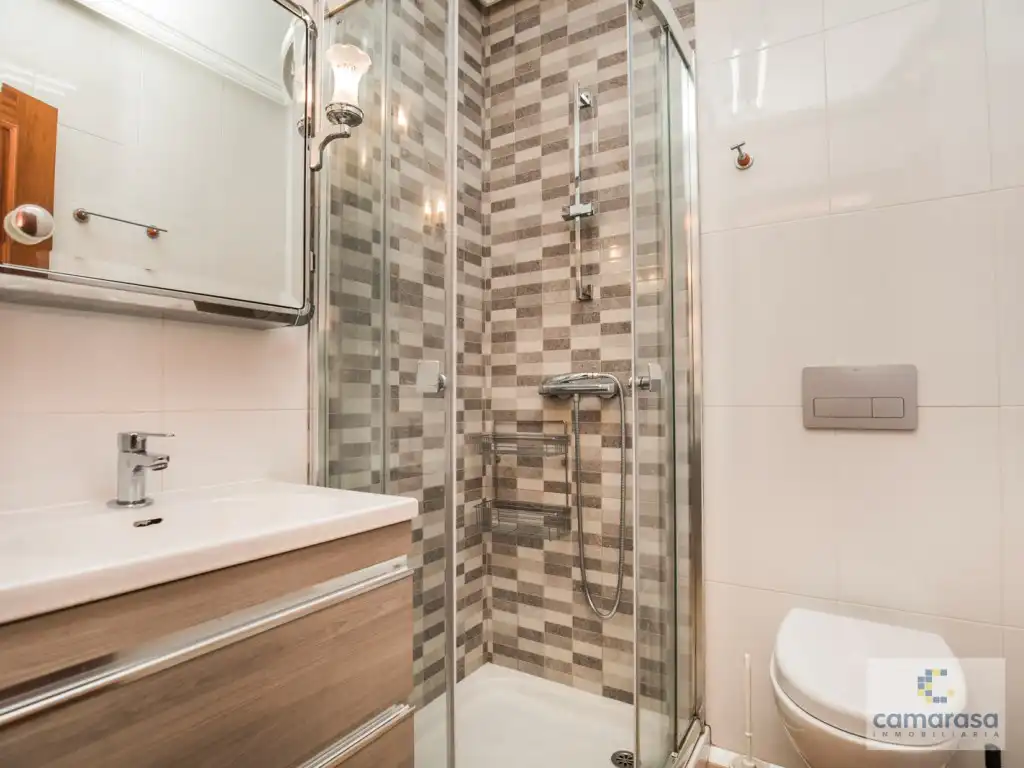 Badezimmer von Wohnung zur Miete in Ávila mit Heizung und Möbliert