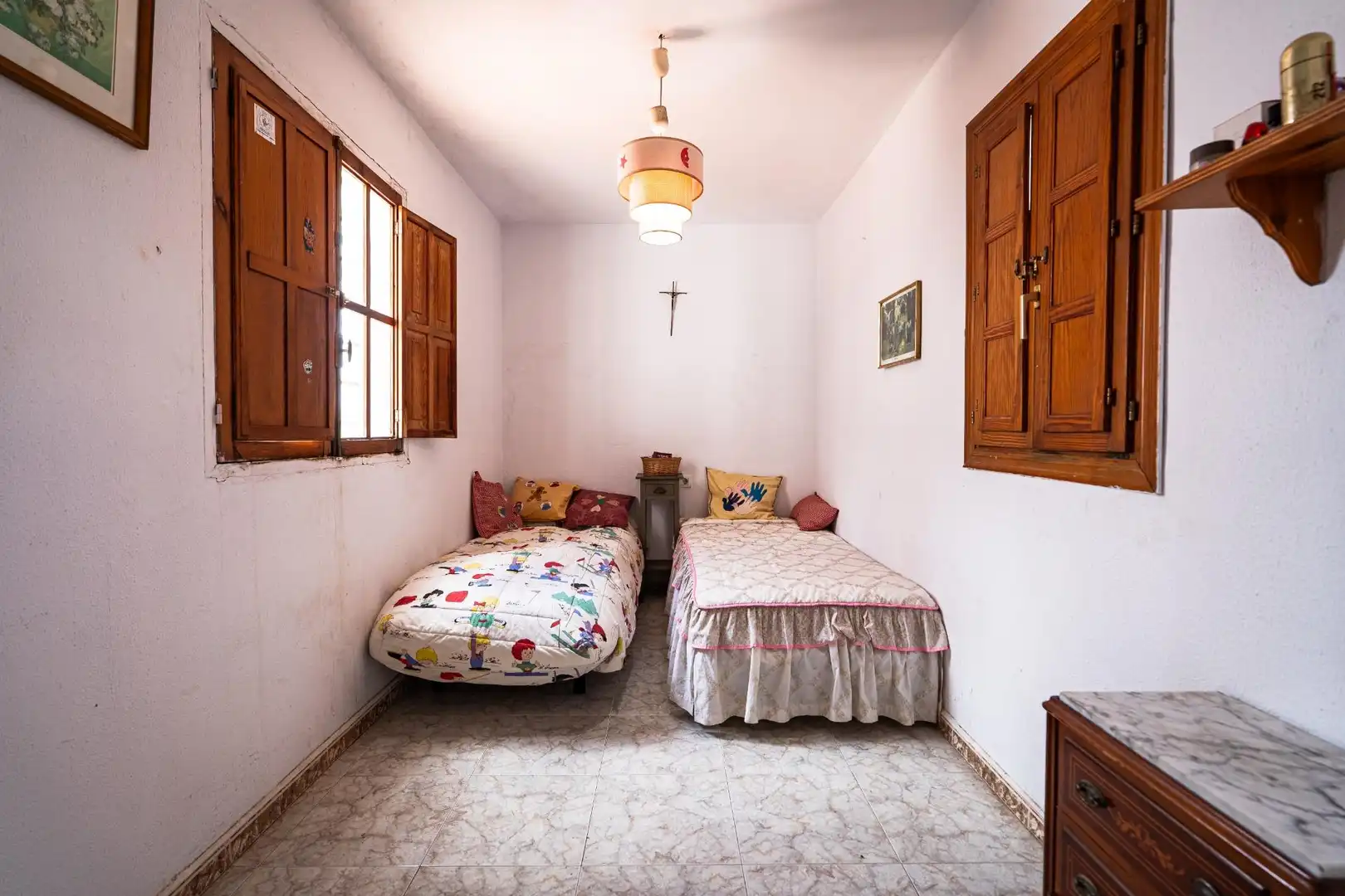 Dormitori de Casa o xalet en venda en Tomares amb Jardí privat, Terrassa i Traster