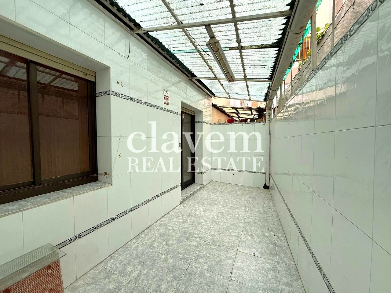 Planta baja en venta en  Barcelona Capital con Terraza