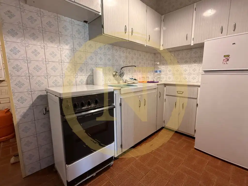 Cocina de Piso en venta en L'Hospitalet de Llobregat con Balcón