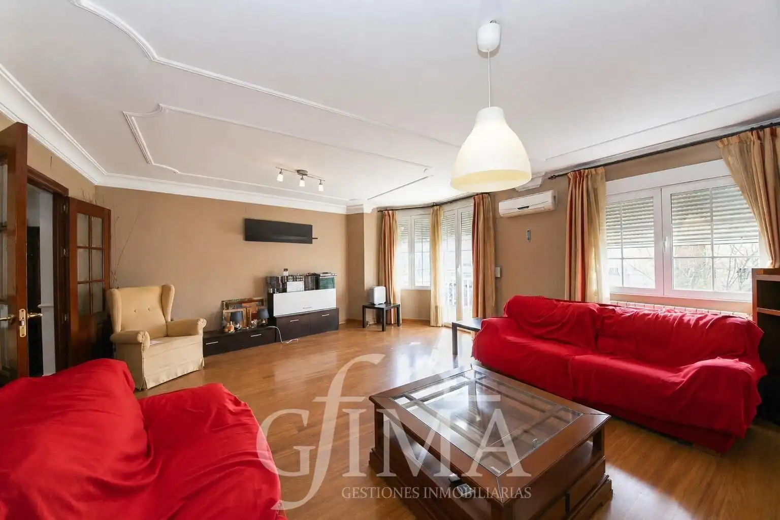 Sala de estar de Piso en venta en Tomelloso con Calefacción