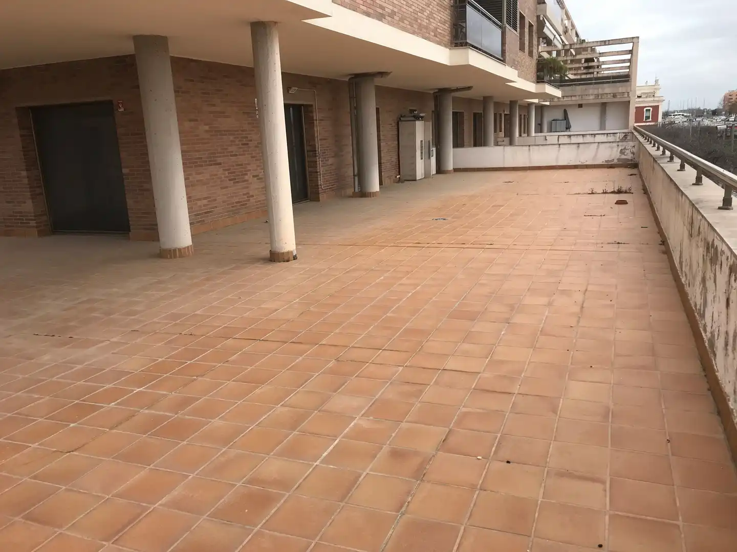 Büro zur Miete in Passatge Camp dels Rolls, 9, Barceloneta - Molí d'en Rovira