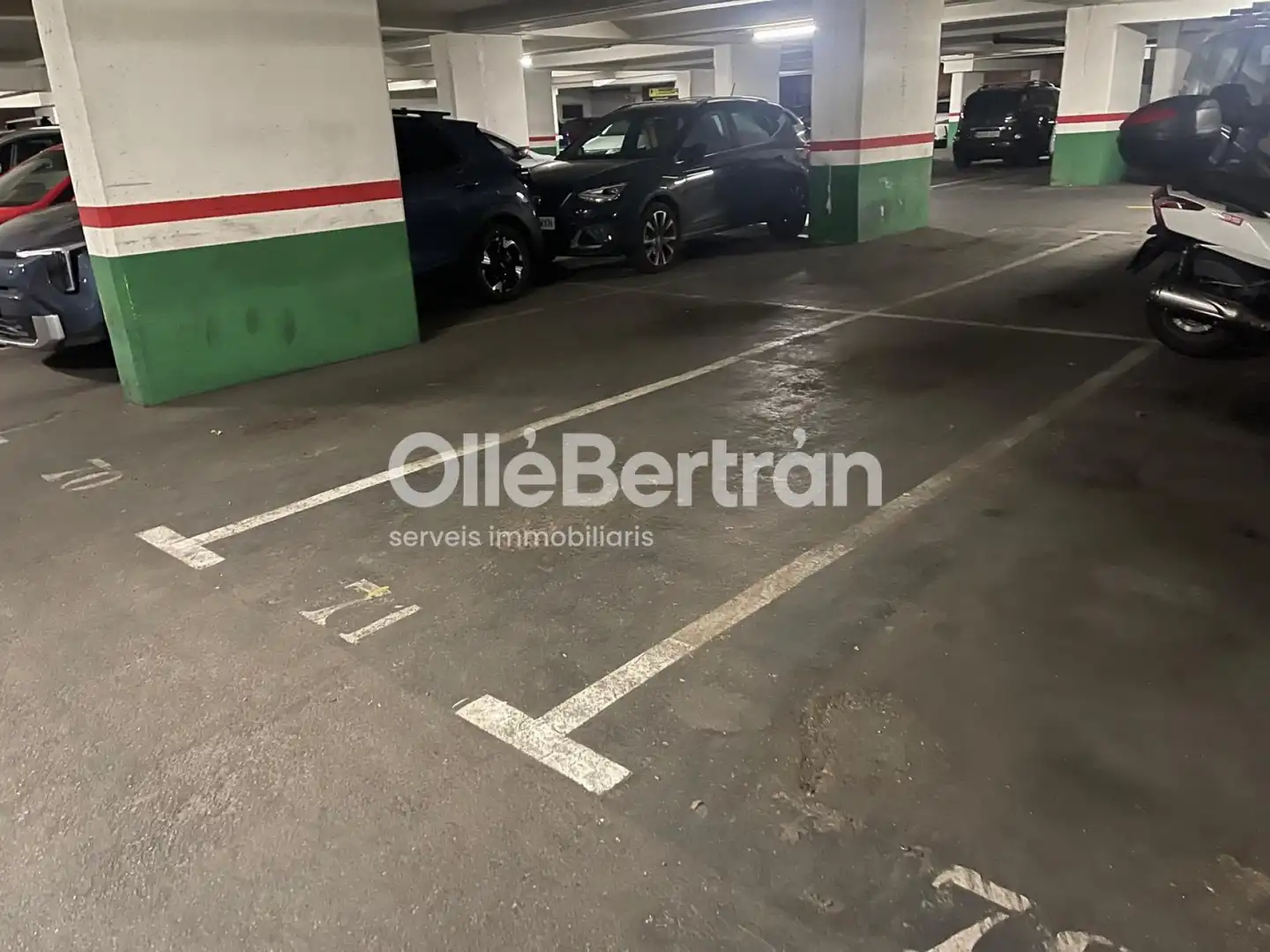 Parkplatz von Garage zum Verkauf in Barcelona