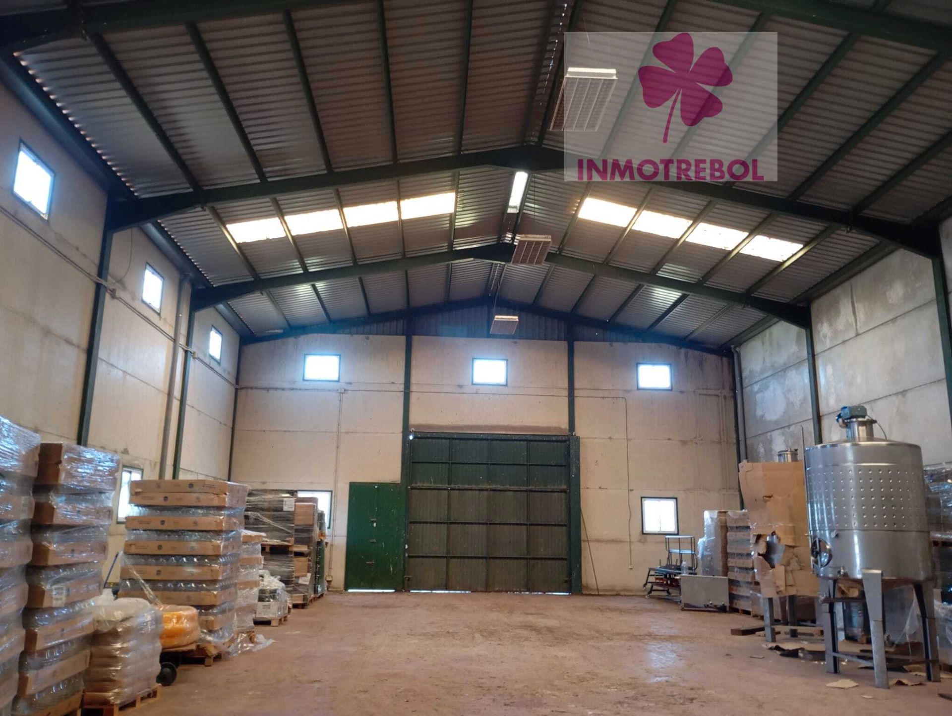 Casa o xalet en venda en Carrión de los Céspedes amb Jardí privat, Parquet i Piscina