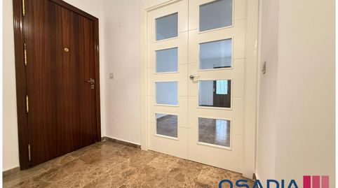 Foto 2 de Piso en venta en Avenida Granada, Belén - San Roque, Jaén Capital