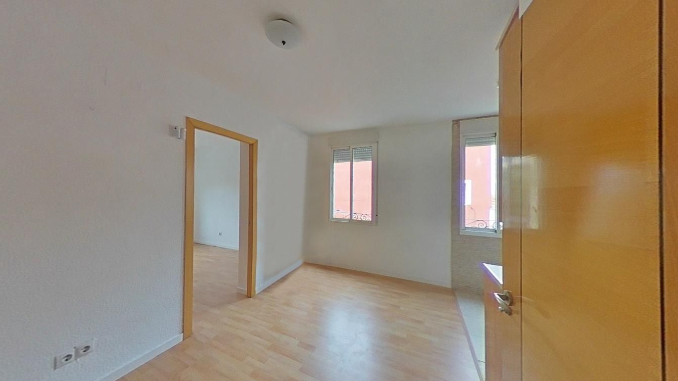 Bedroom of Flat for sale in  Madrid Capital  with Heating
