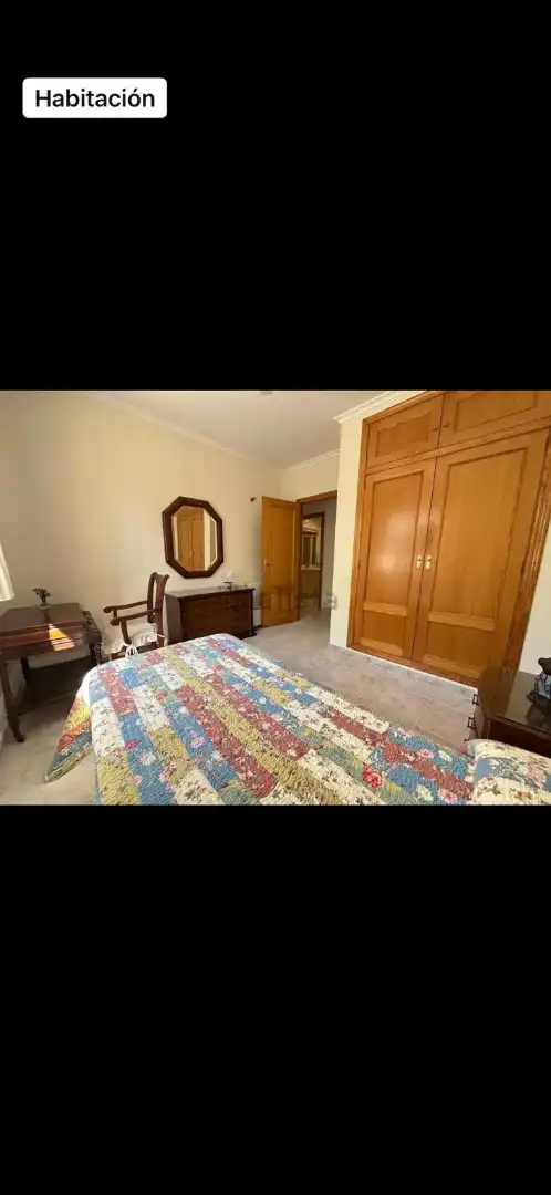 Habitación de Casa o chalet en venta en Paterna con Aire acondicionado, Jardín privado y Piscina