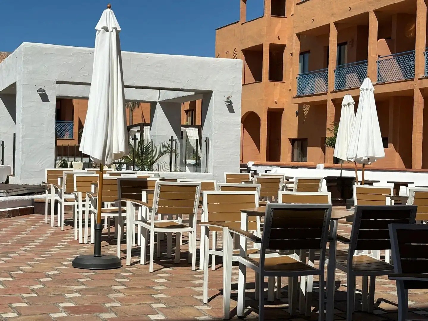 Terrassa de Apartament en venda en Benahavís amb Jardí privat, Alarma i Piscina comunitària