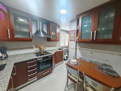 Kitchen of Flat for sale in Parla  with Air Conditioner, Heating and Terrace