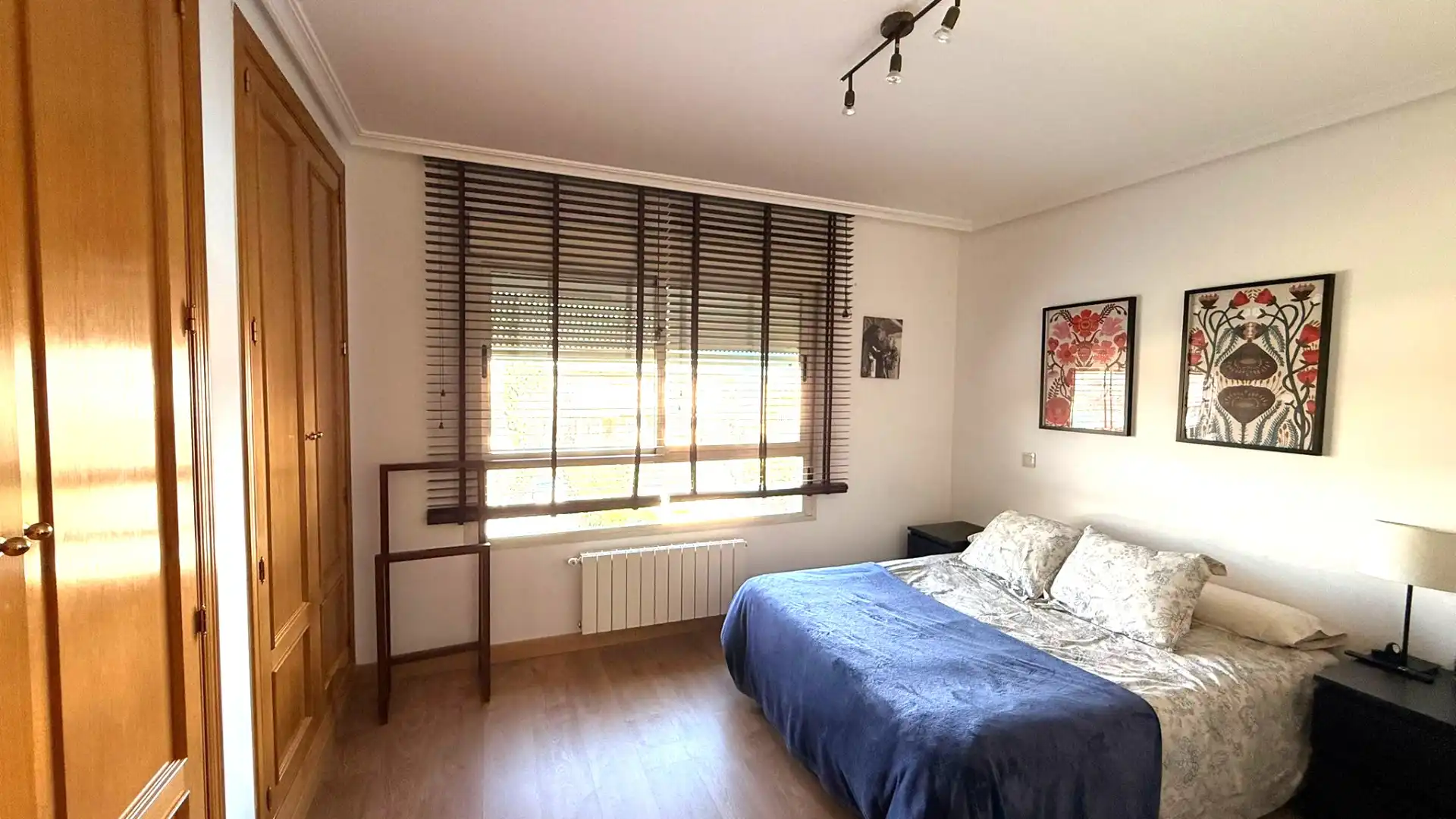 Habitación de Casa o chalet en venta en Madrid con Aire acondicionado, Calefacción y Jardín privado