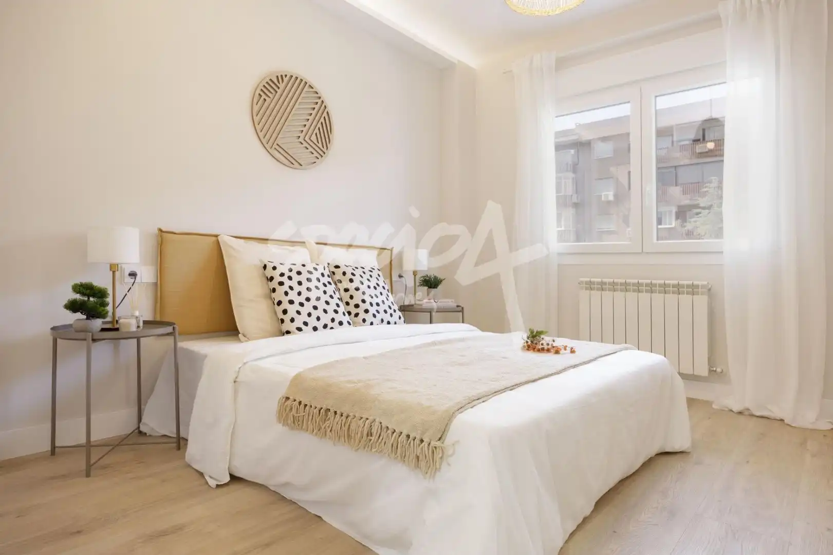 Bedroom of Flat for sale in Madrid  with Air Conditioner, Heating and Terrace