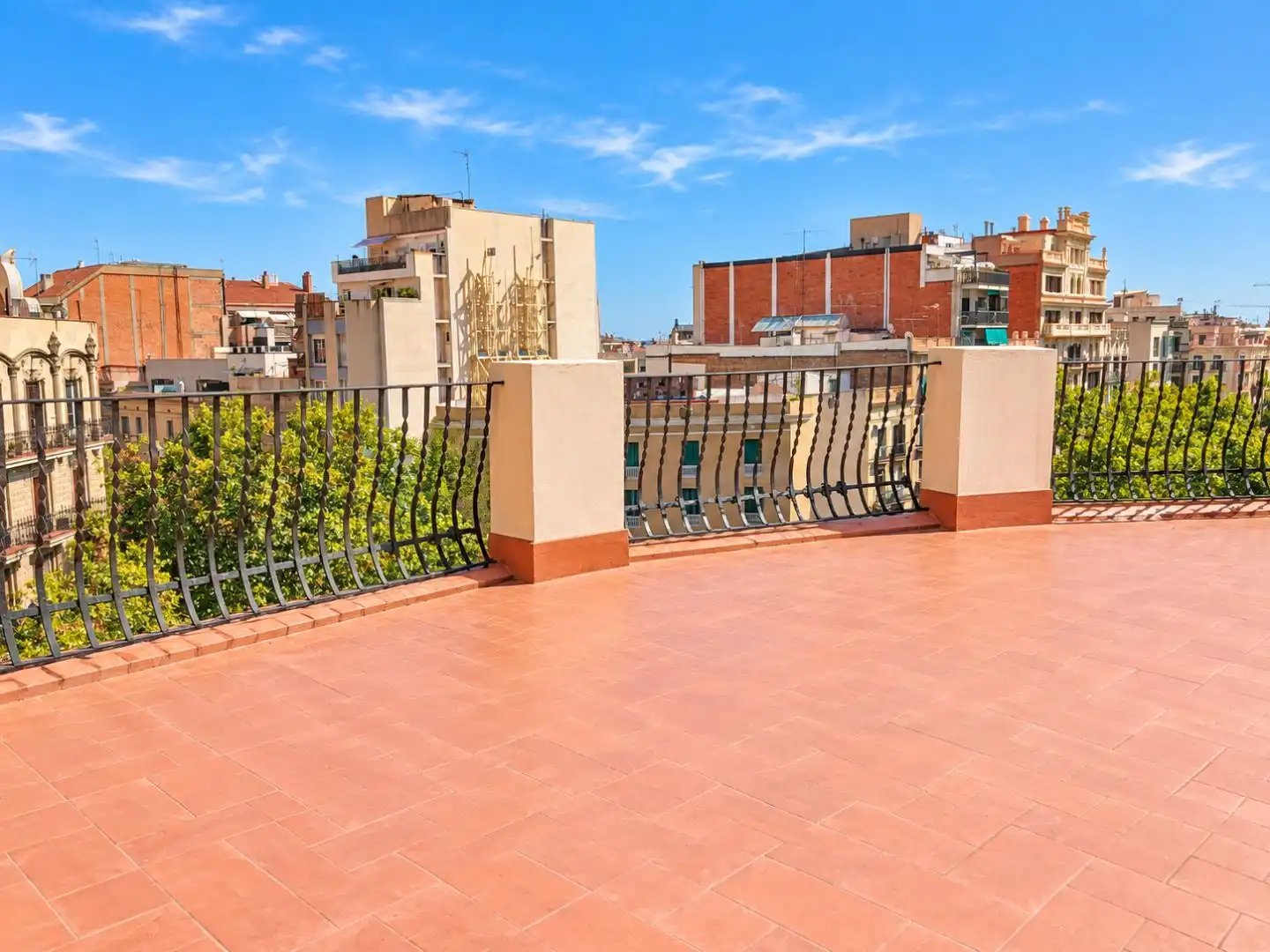 Piso en venta en Carrer del Comte D'urgell, 23, Sant Antoni