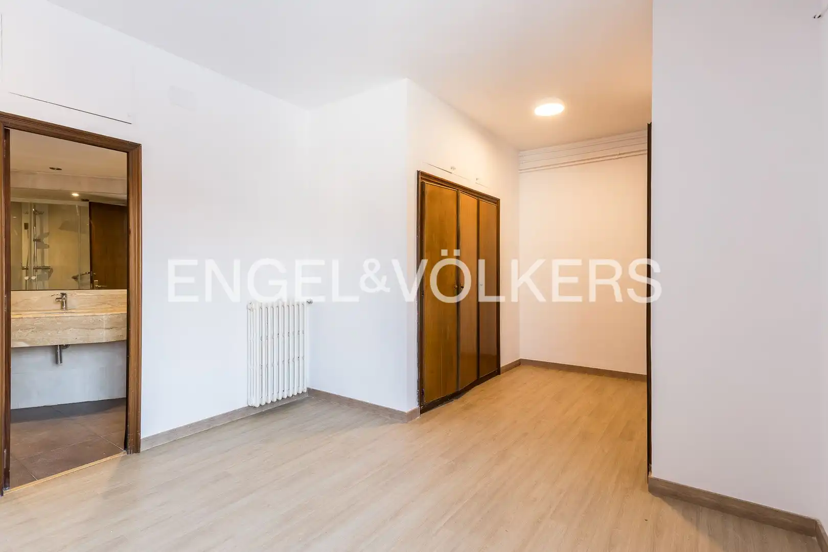 Piso de alquiler en Barcelona con Aire acondicionado, Calefacción y Parquet