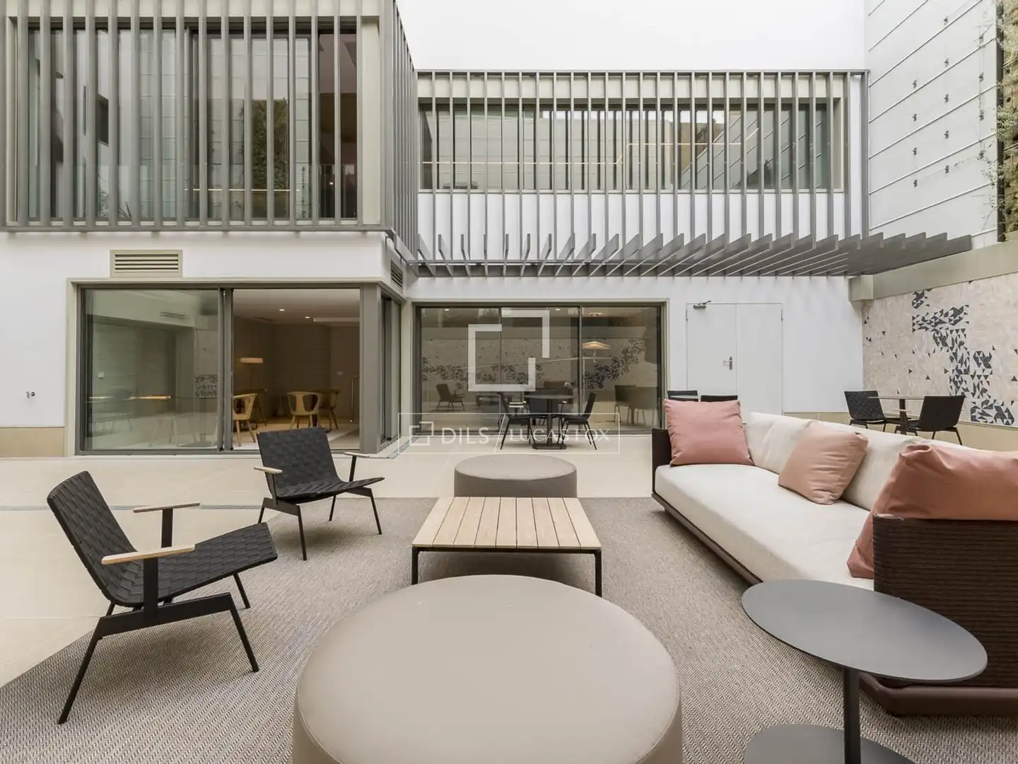 Terrace of Flat for sale in Barcelona  with Air Conditioner, Terrace and Swimming Pool
