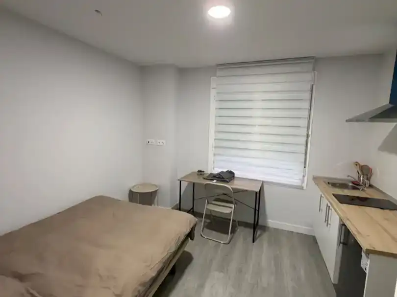 Schlafzimmer von Wohnung zur Miete in Ciudad Real mit Möbliert