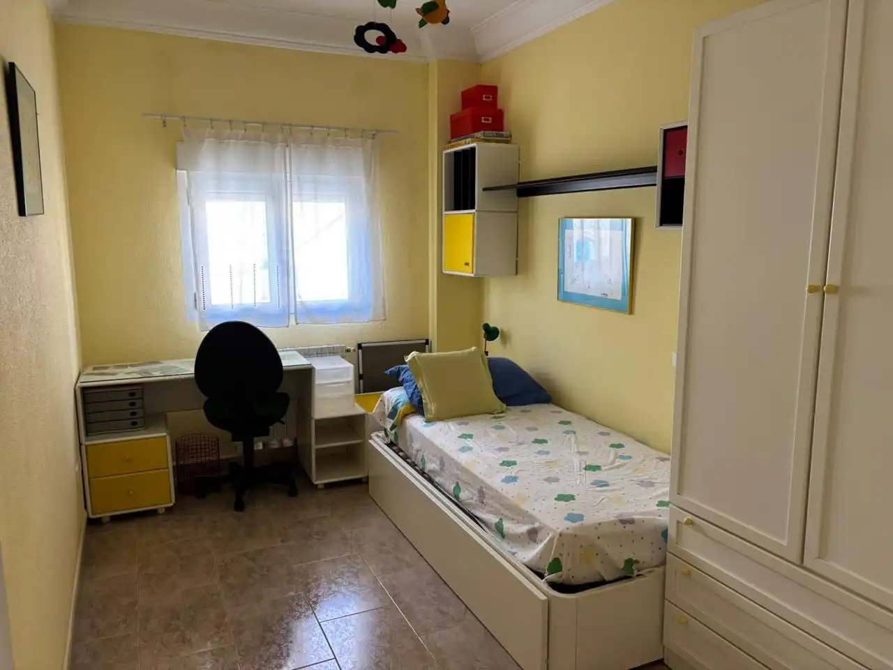 Bedroom of Flat for sale in Zaragoza  with Air Conditioner, Heating and Terrace