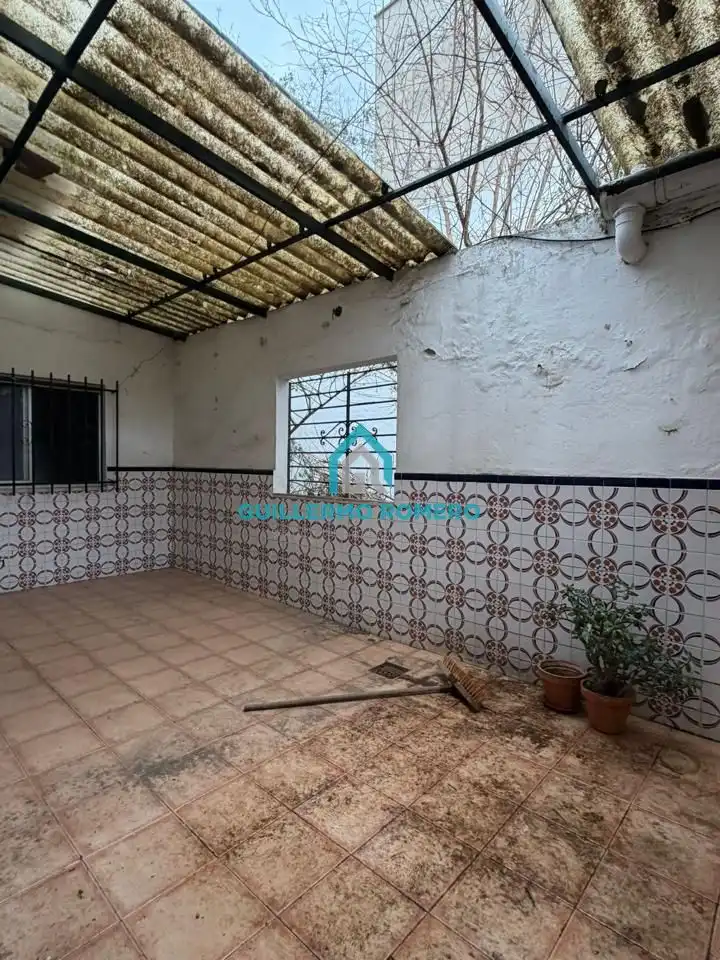 Vista exterior de Casa o chalet en venta en Coria del Río