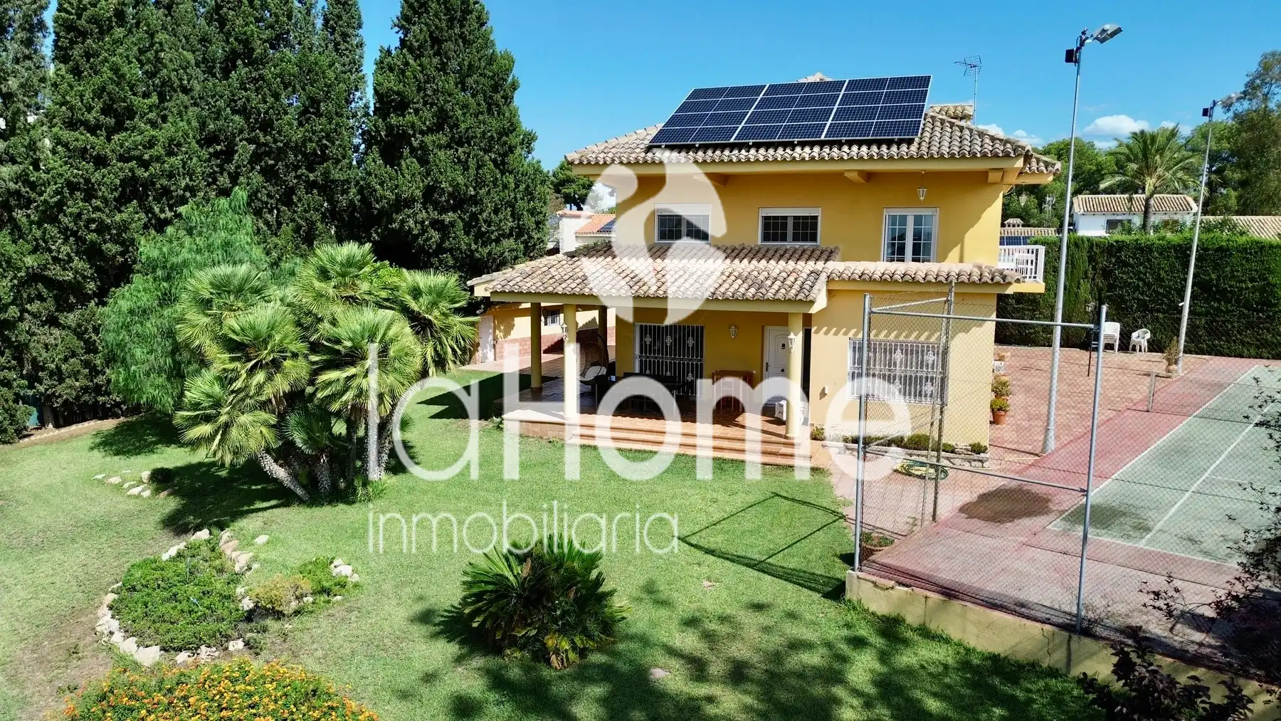 Jardín de Casa o chalet en venta en Paterna con Aire acondicionado, Calefacción y Jardín privado