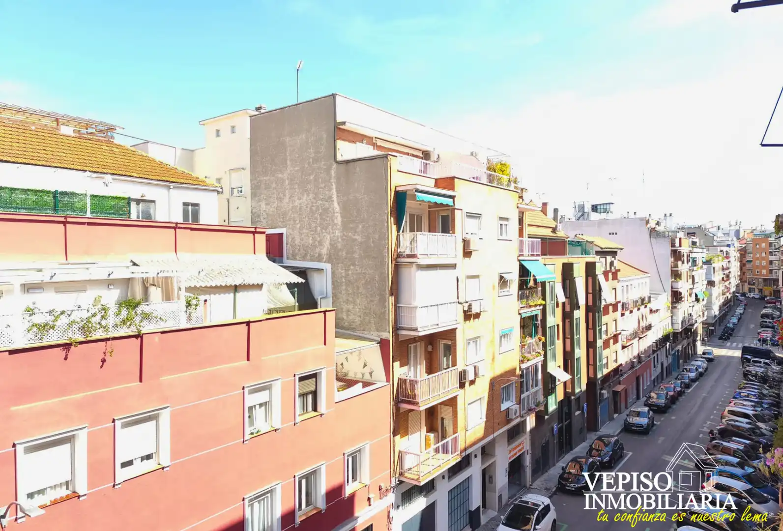 Außenansicht von Wohnung zum Verkauf in Madrid mit Heizung, Parkett und Terrasse