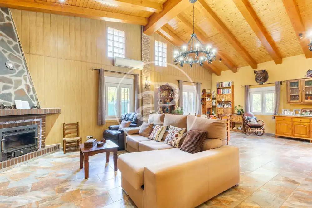 Sala de estar de Casa o chalet en venta en Montroi / Montroy con Aire acondicionado, Calefacción y Jardín privado