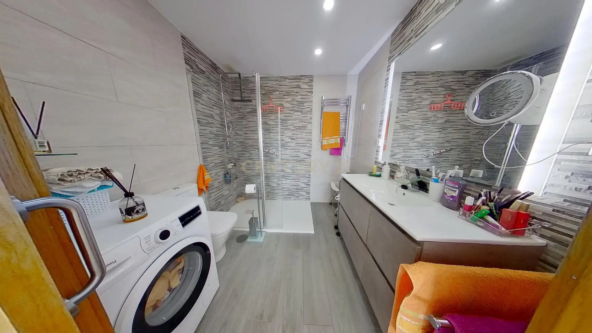 Badezimmer von Wohnungen zum Verkauf in Málaga mit Klimaanlage, Abstellraum und Gemeinschaftspool