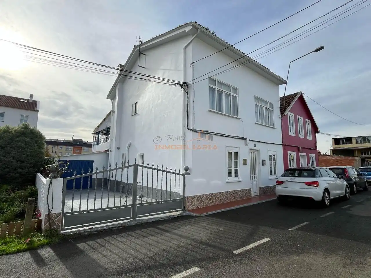 House with garden for sale in Piñeiros- Freixeiro