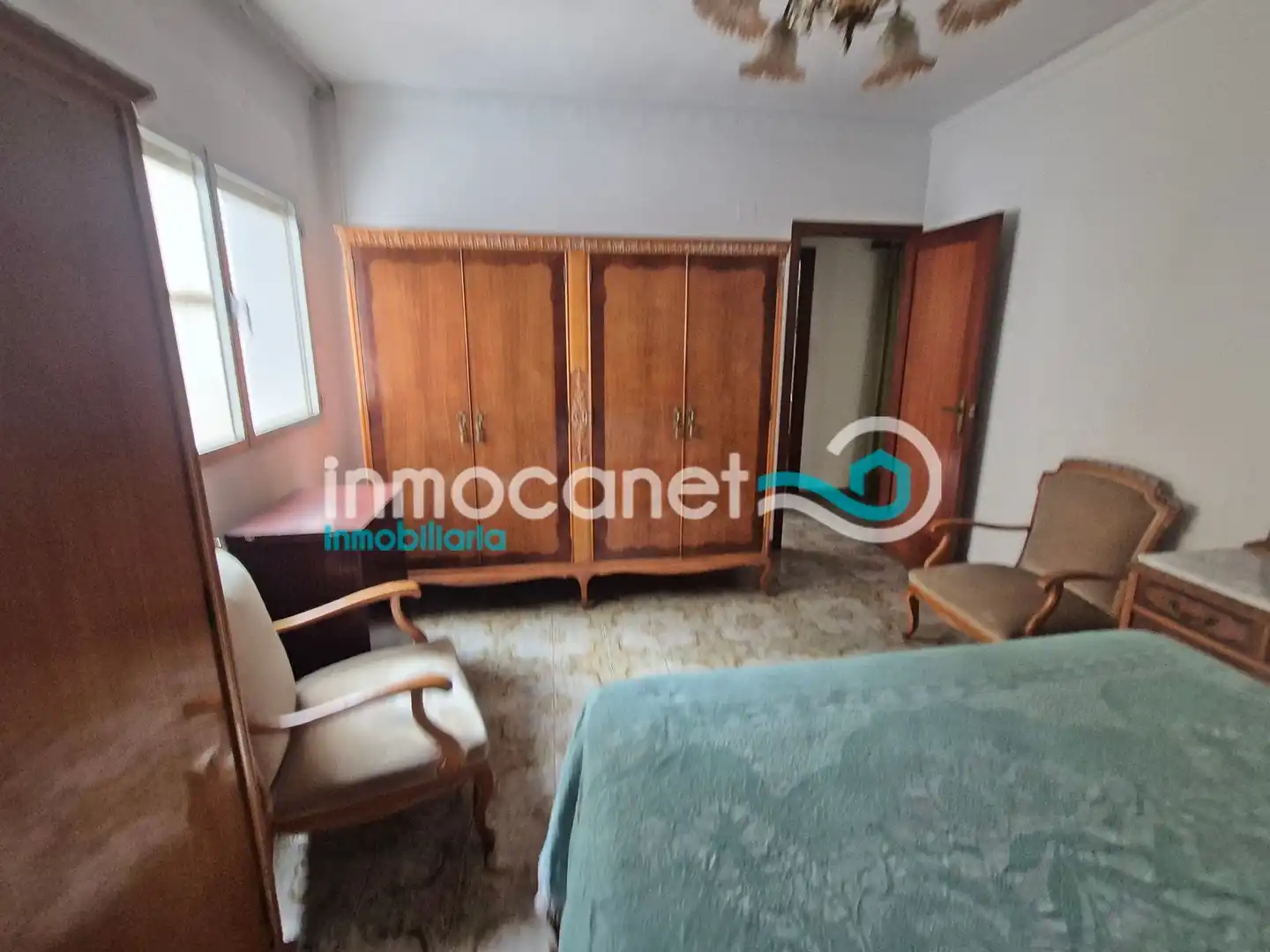 Schlafzimmer von Wohnungen zum Verkauf in Oliva mit Klimaanlage, Terrasse und Balkon