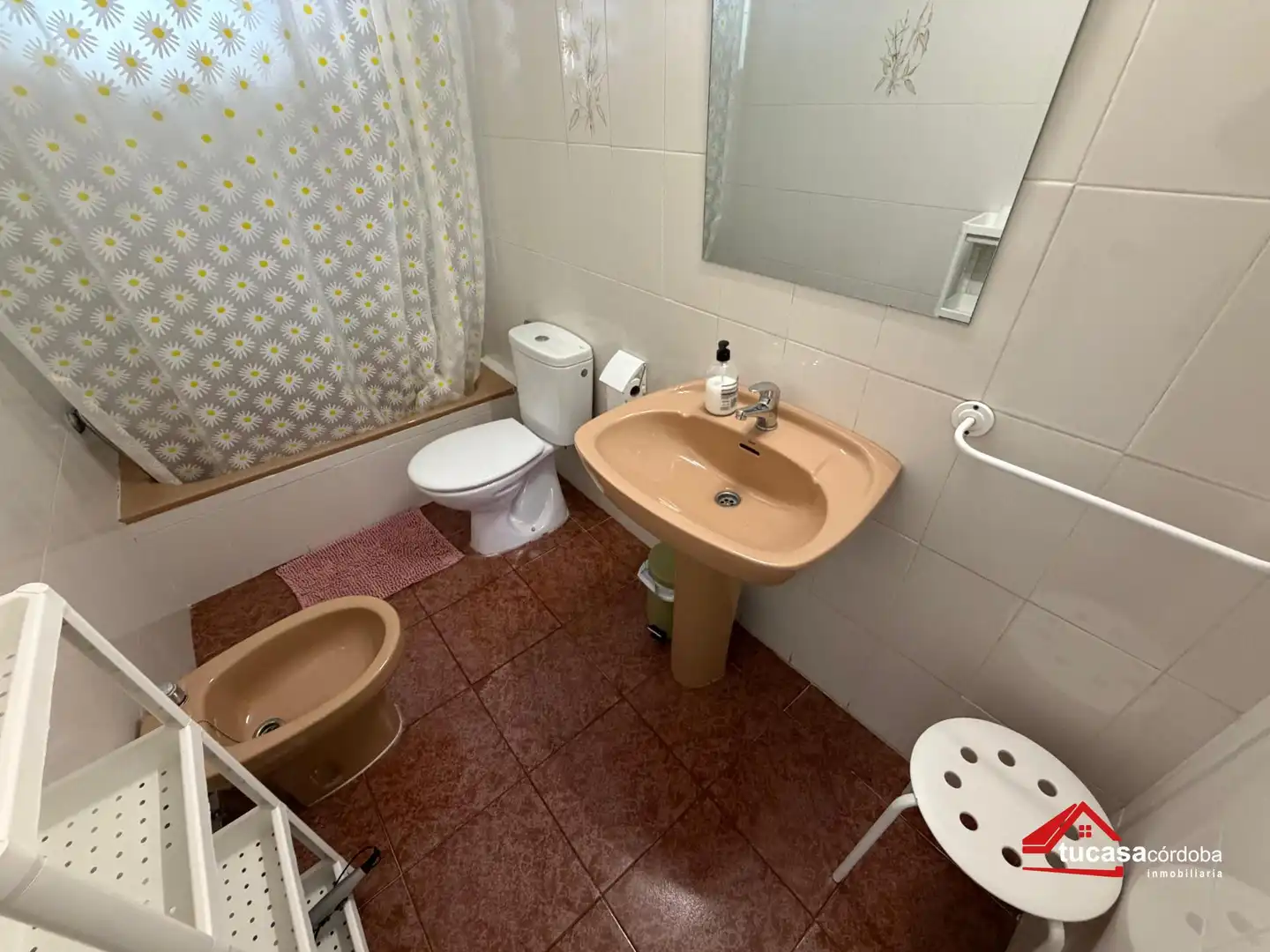Bathroom of Flat for sale in Córdoba  with Air Conditioner and Heating