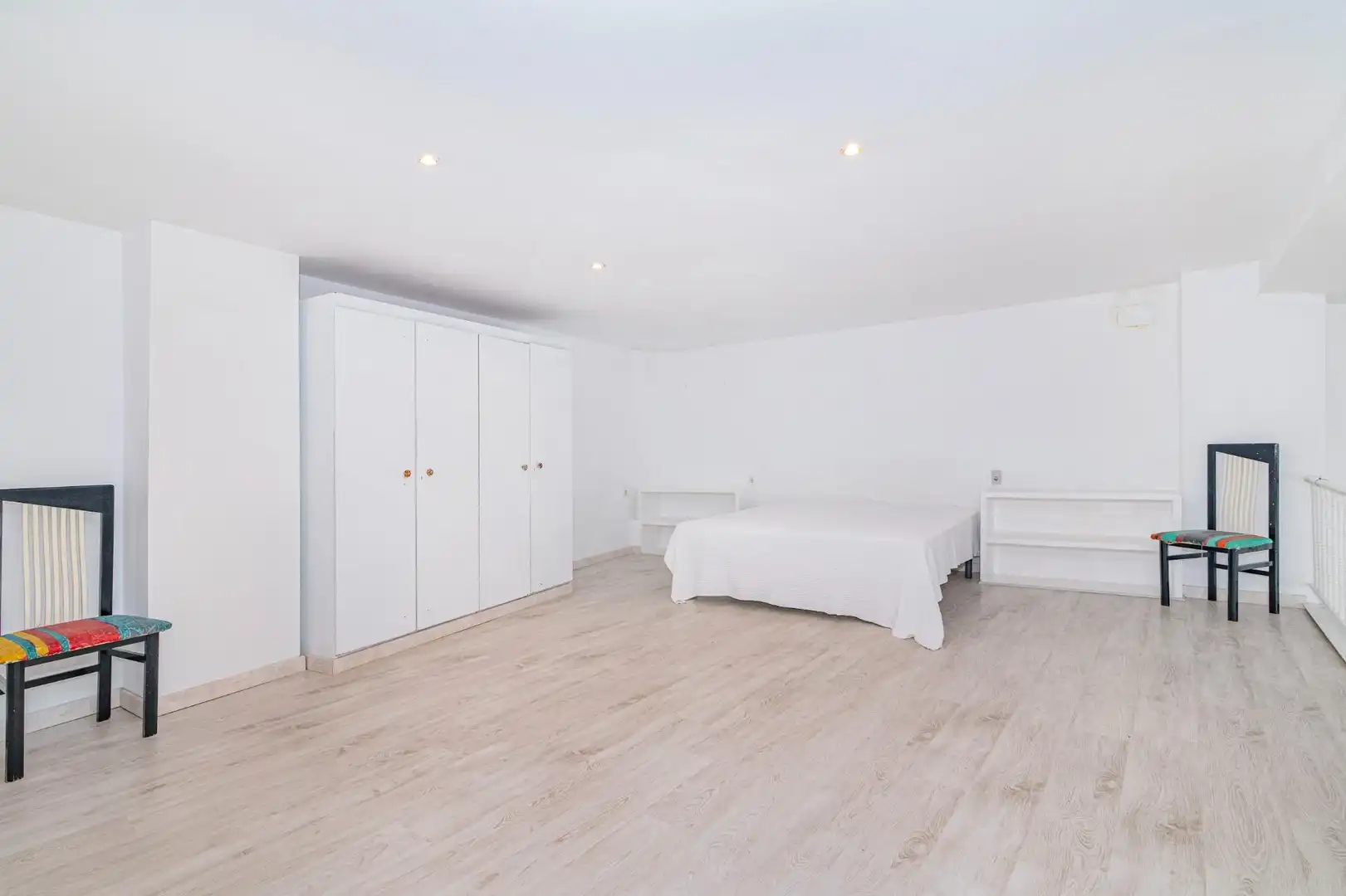 Habitación de Loft en venta en Salobreña con Aire acondicionado y Amueblado