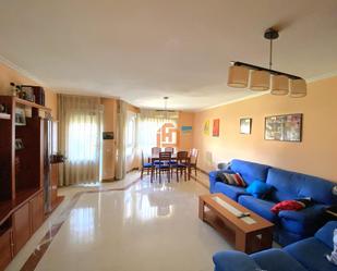 Living room of Single-family semi-detached for sale in San Andrés del Rabanedo  with Heating, Private garden and Swimming Pool