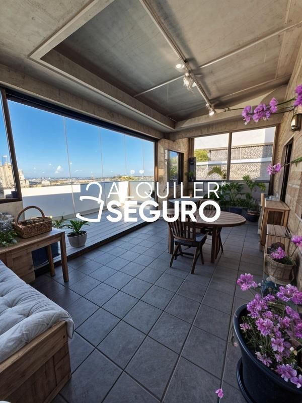 Attic to rent in  Madrid Capital  with Air Conditioner, Terrace and Storage room