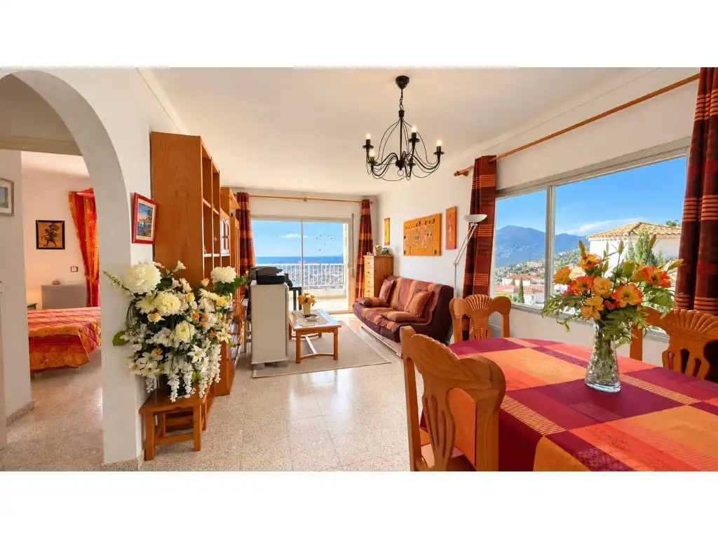 Apartment with lift for sale in Calle Del Cant Dels Ocells, imagen 4