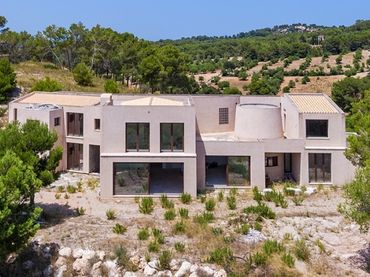 Casa rústica amb jardí en venda a Felanitx Poble