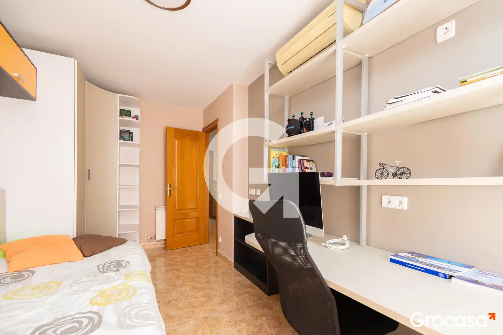 Bedroom of Detached homes for sale in Mataró  with Air Conditioner, Heating and Private garden