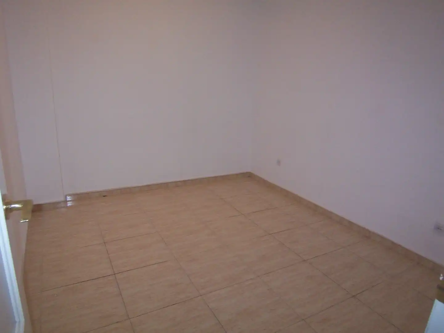 Study for sale in Colonia