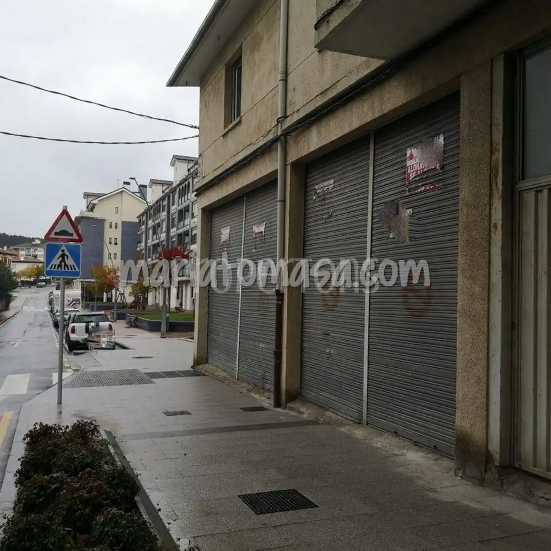 Locale commerciale in vendita a N/A, imagen 7