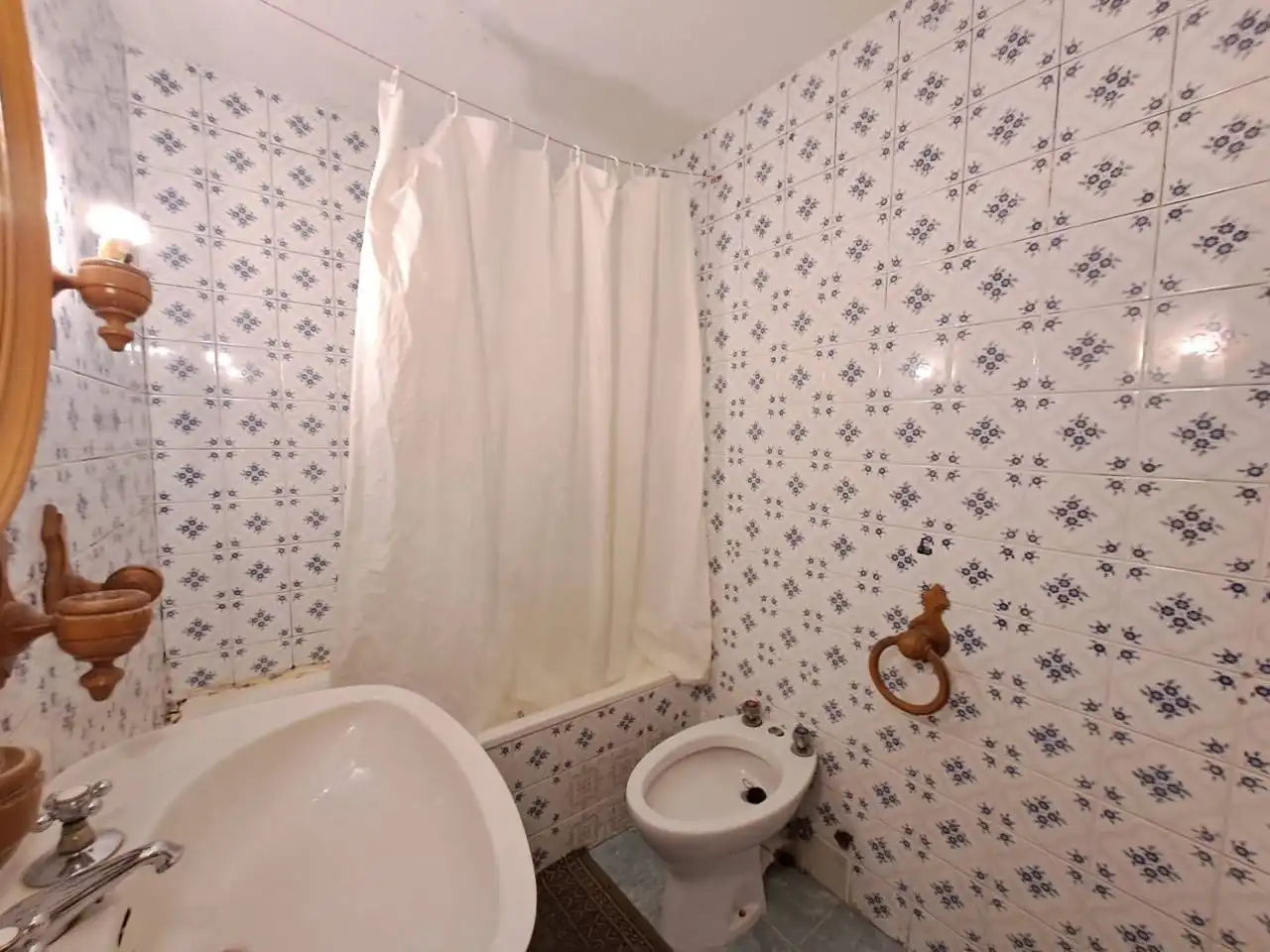 Bany de Pis en venda en Burgos amb Calefacció i Terrassa