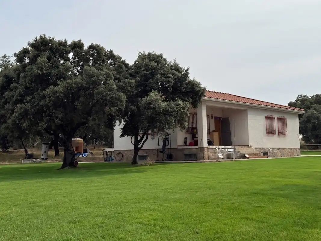Exterior view of Houses for sale in Navalcarnero  with Heating, Private garden and Terrace
