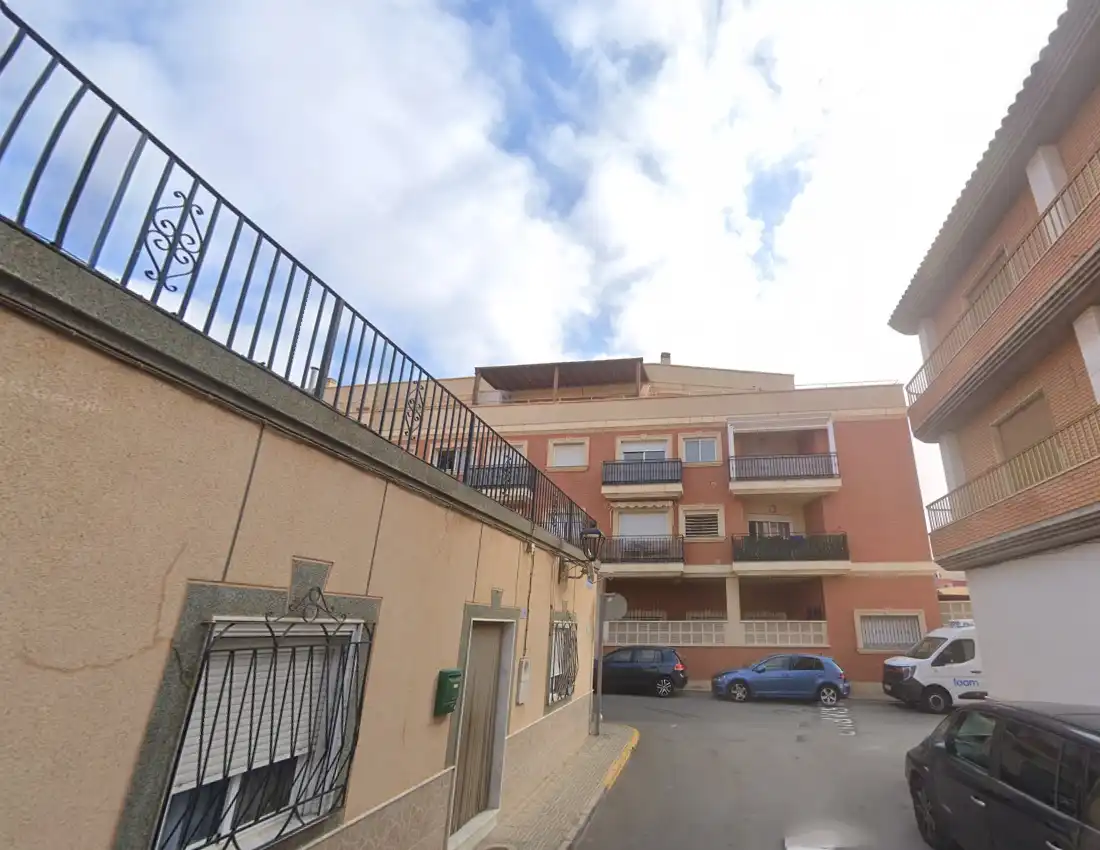 Vista exterior de Piso en venta en Viator
